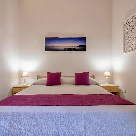 A 150 Metri Dal Mare Nyaraló Valledoria